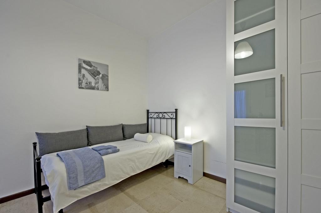 Apartment Chiesarossa Milano Camera foto